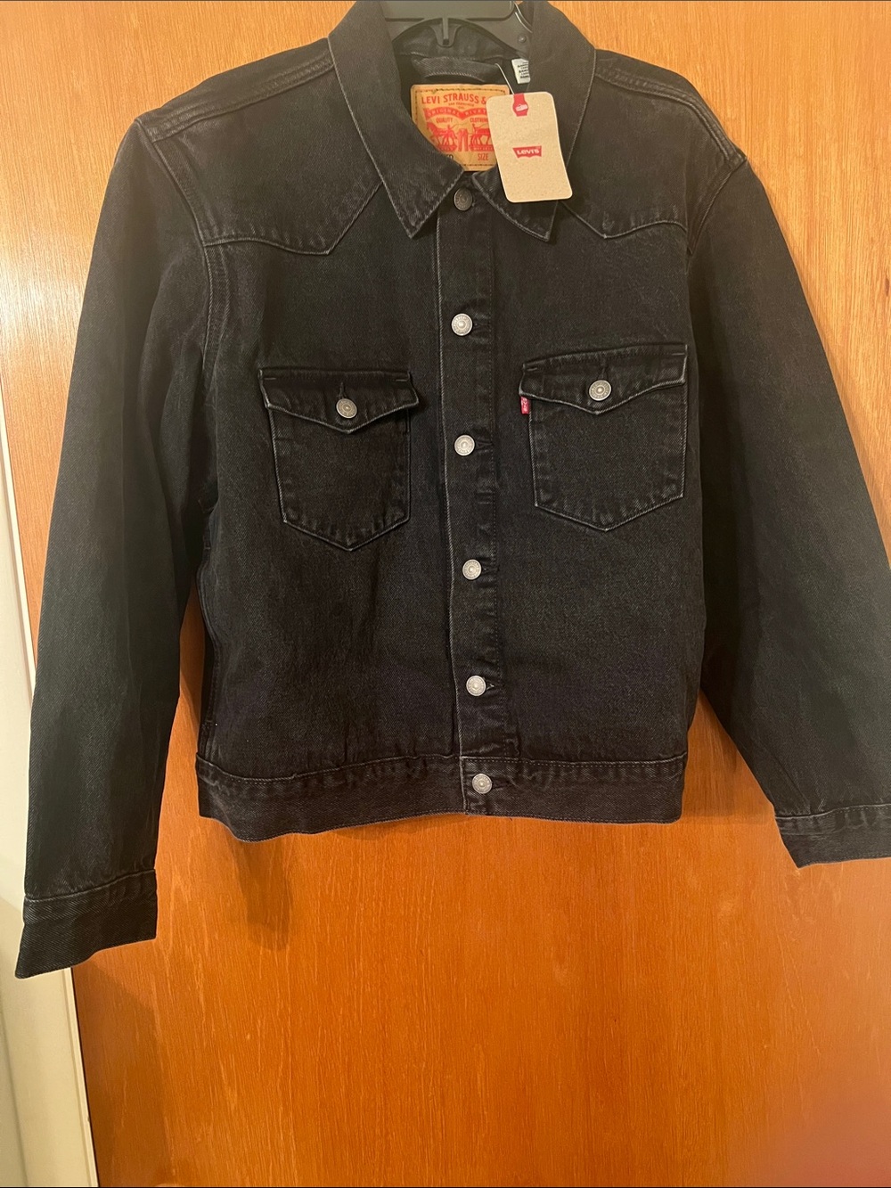 Levi’s Western Style Trucker Jacket Size L Black (Midnite in Oakland) MSRP: $160